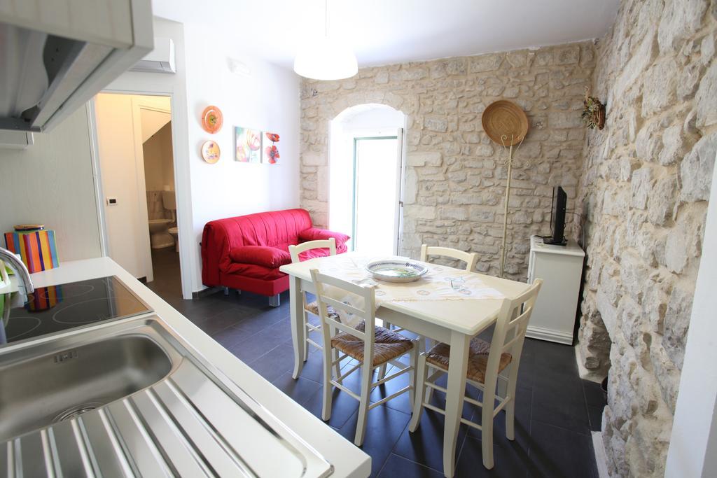 Reusia Holiday Home Ragusa Phòng bức ảnh
